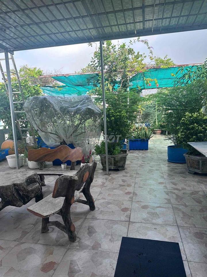 NHÀ BIỆT THỰ MT , CHÍNH CHỦ (KO TIẾP BÁO VÀ MÔI GIỚI)