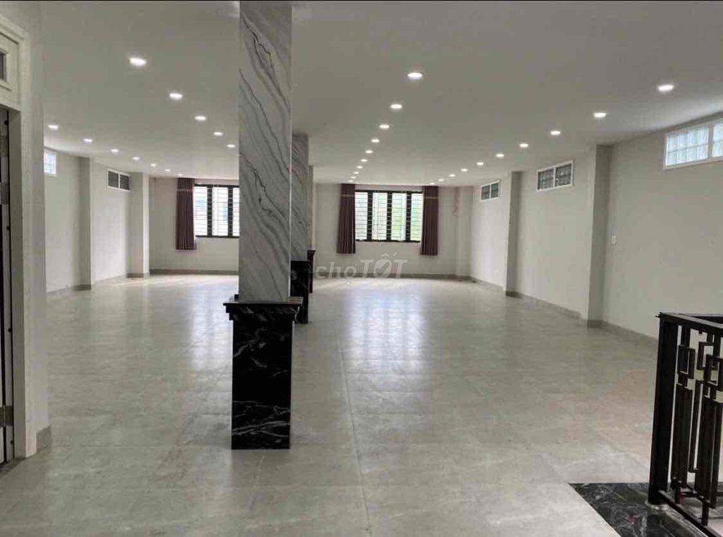 NHÀ BIỆT THỰ MT , CHÍNH CHỦ (KO TIẾP BÁO VÀ MÔI GIỚI)