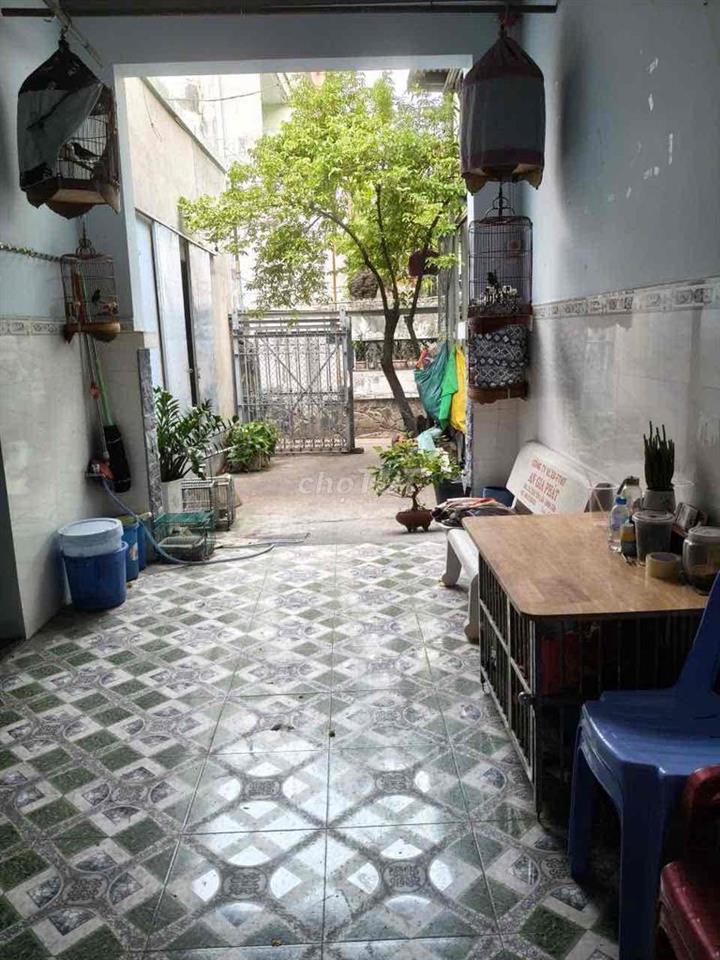 Nhà bán hẻm 131 Minh Phụng 3 tầng và sân thượng