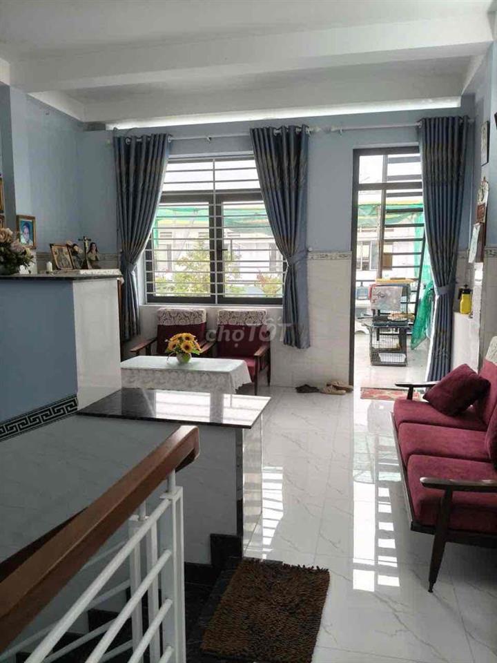 Nhà bán hẻm 131 Minh Phụng 3 tầng và sân thượng