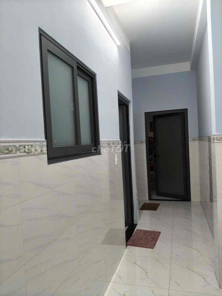 Nhà bán hẻm 131 Minh Phụng 3 tầng và sân thượng