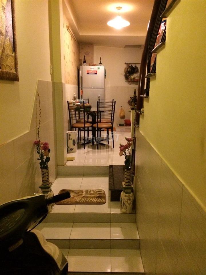 Nhà bán hẻm xe hơi đường Bình Phú, đoạn giữa Hậu Giang và Chợ Lớn