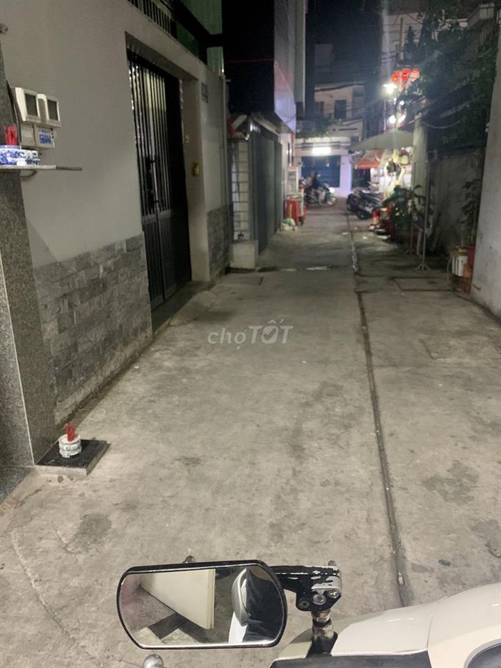 Nhà bán hẻm xe hơi đường Bình Phú, đoạn giữa Hậu Giang và Chợ Lớn