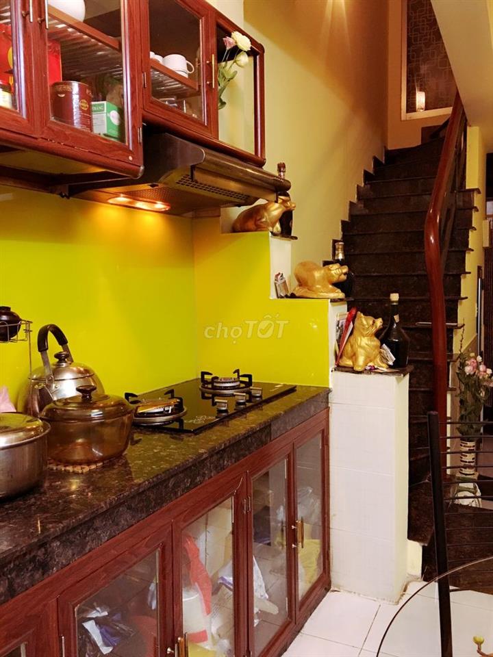 Nhà bán hẻm xe hơi đường Bình Phú, đoạn giữa  Hậu Giang và Chợ Lớn
