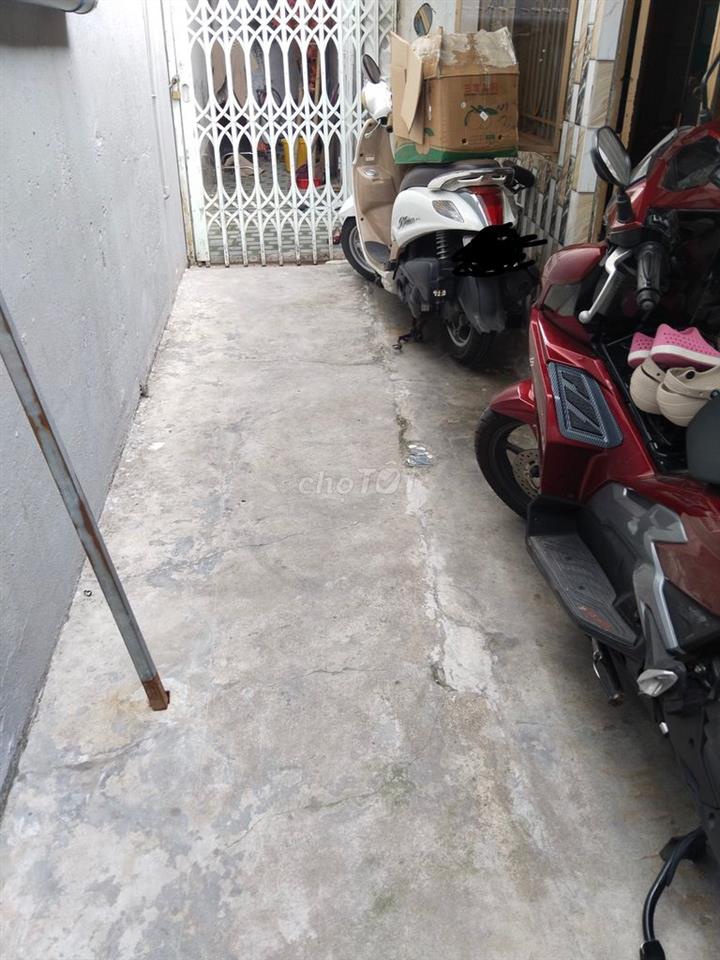 Bán nhà hẻm 2,5m quận 6