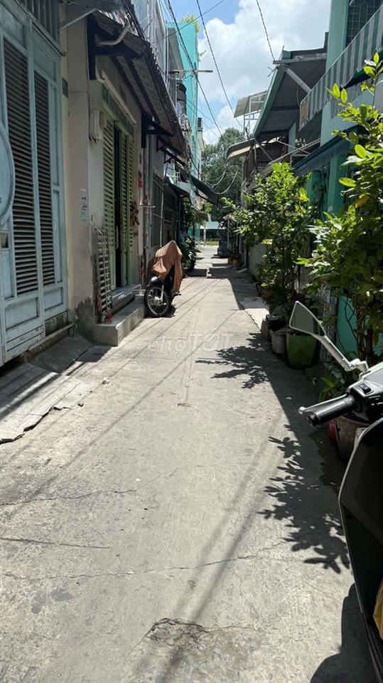 Cần bán nhà khu dân cư Bình Phú