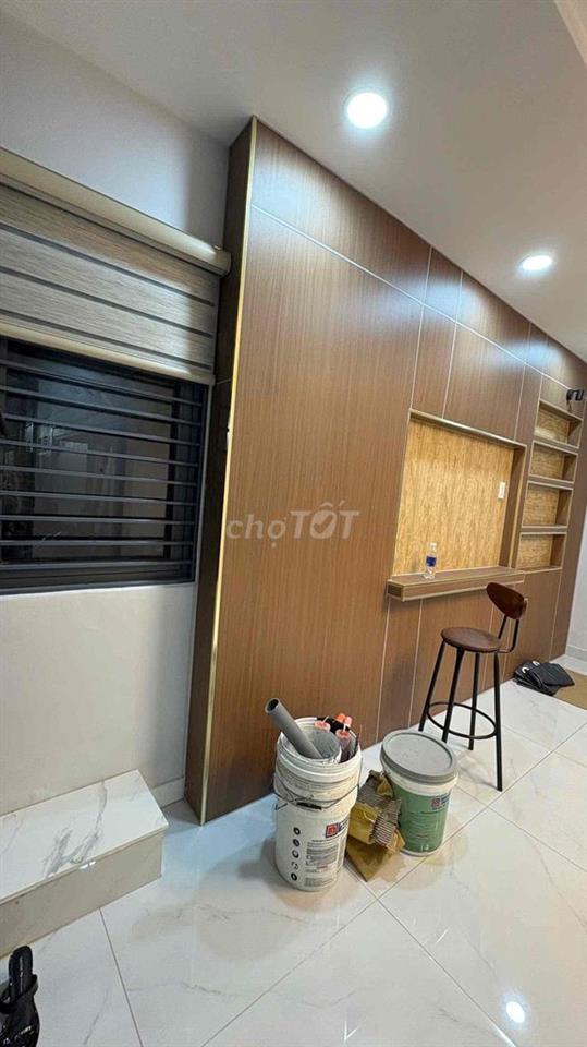 nhà hẻm xe hơi đổ cửa q6 2pn