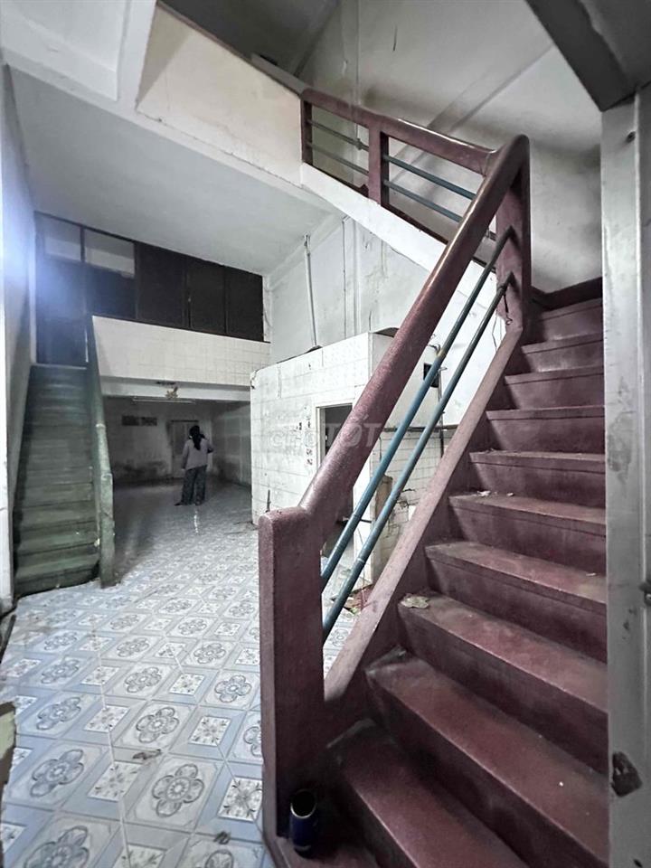 chính chủ cho thuê nguyên căn mặt tiền chợ lớn kim biên P2 Q6
