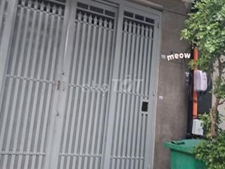 Nhà Lê Quang Sung,q6.dt:4,2×18m,2 lầu,hẽm xe hơi.