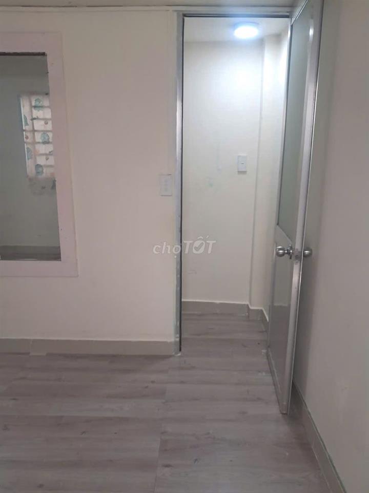 Nhà căn hộ,lầu 2,lê văn sỷ.50m2.