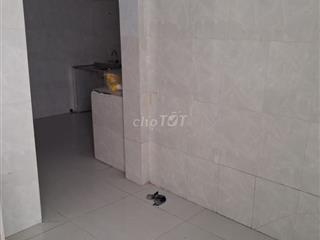 Trương quốc dung,nhà trệt,5m×8m.có sân