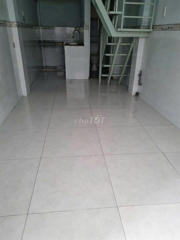 Nhà Âu Cơ,1 trệt,1 lầu,mới.
