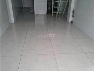 Nhà Âu Cơ,1 trệt,1 lầu,mới.