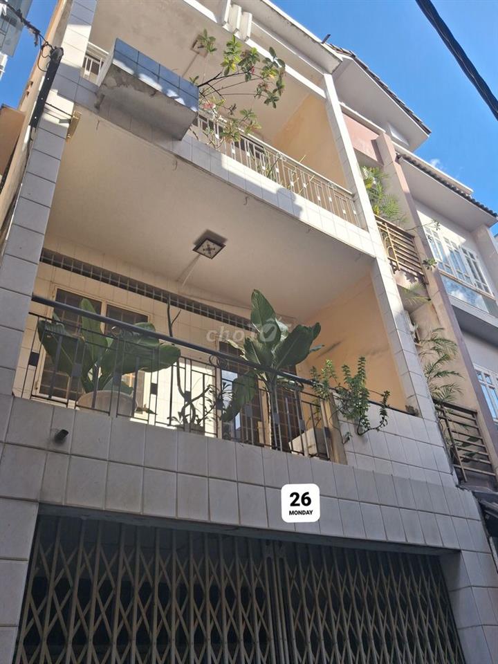 Nhà lê văn sỷ,4m×11m,2 lầu,gần mặt tiền.