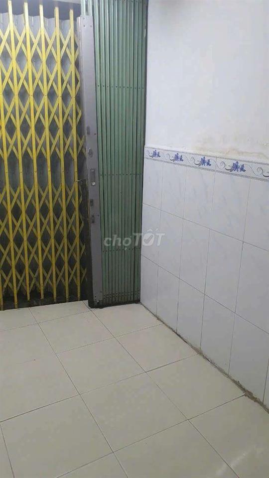 CHO THUÊ NHÀ RIÊNG BIỆT QUẬN 6 HẼM XE HƠI TỚI NHÀ, VÒNG XOAY PHÚ LÂM