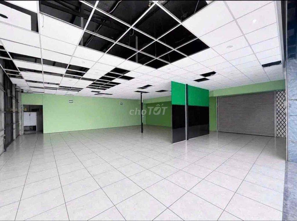 Cho thuê mặt bằng 2 mặt tiền Nguyễn Ái Quốc, 240m²