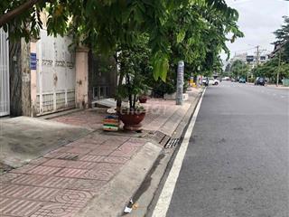 Cho thuê nhà đường xe tải, Ngay metro Binh Phú q6.