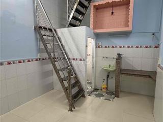 Thuê nhà nguyên căn gần chợ ở đường Văn Thân
