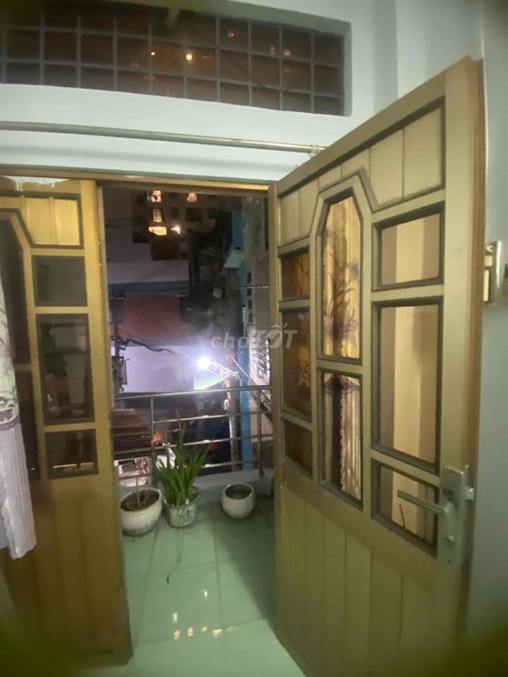 Cho thuê nhà nguyên căn 1lầu 2pn2wc nội thất 6tr/tháng