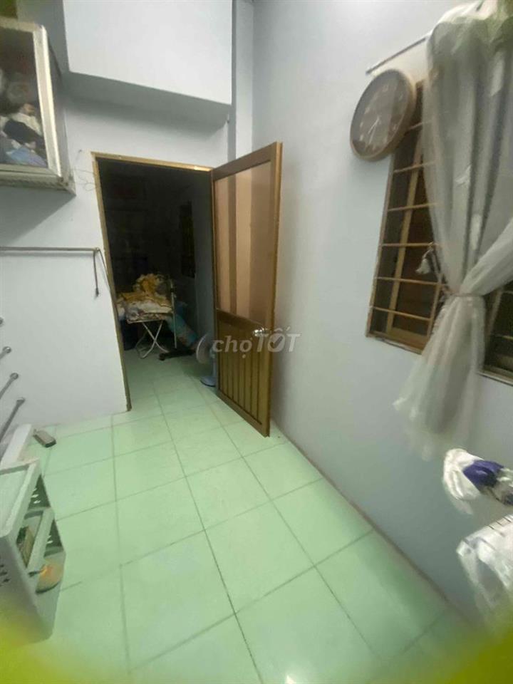 Cho thuê nhà nguyên căn 1lầu 2pn2wc nội thất 6tr/tháng