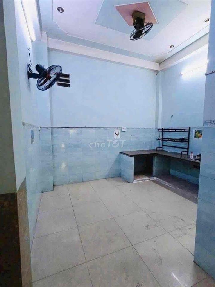 4 PHÒNG ĐƯỜNG 6M KHU BÌNH PHÚ 2