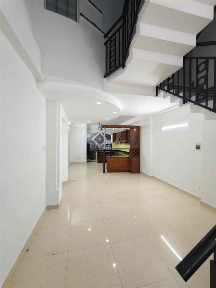 MẶT TIỀN KINH DOANH TRẦN VĂN KIỂU