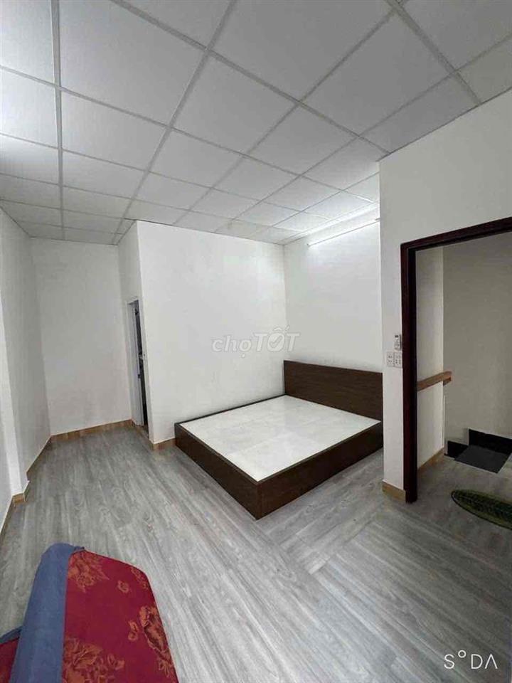 2 PHÒNG SẴN NỘI THẤT HẺM BA GÁC HỒNG BÀNG