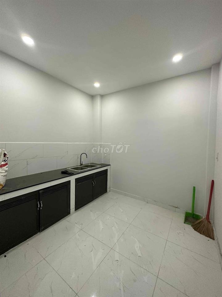 3 PHÒNG HẺM 4.5M NGUYỄN VĂN LUÔNG