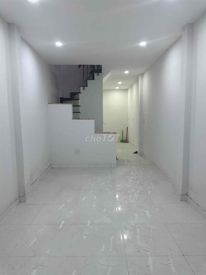 3 PHÒNG HẺM 4.5M NGUYỄN VĂN LUÔNG