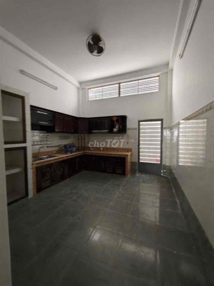 NHÀ 4 PHÒNG MẶT TIỀN KINH DOANH TRẦN VĂN KIỂU