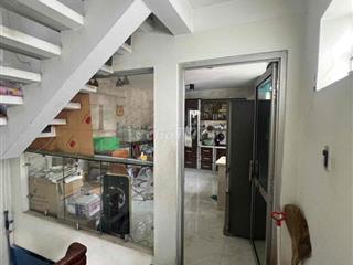 8 PHÒNG MẶT TIỀN NGAY CHỢ LỚN QUẬN 5