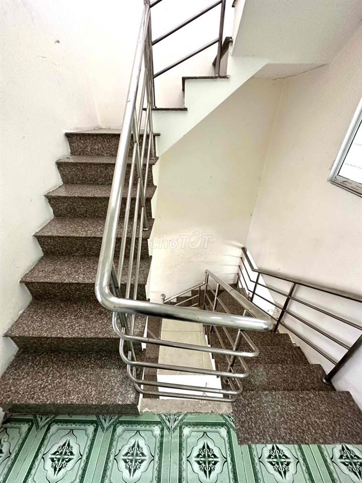 3 PHÒNG ĐƯỜNG XE HƠI KHU BÌNH PHÚ