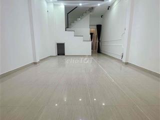 NHÀ SÁT TRƯỜNG HỌC TIỆN KINH DOANH 4M X 20M
