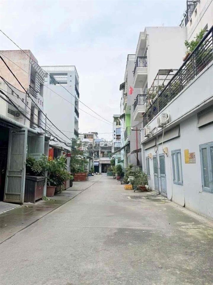 ĐƯỜNG XE TẢI 2 PHÒNG CƯ XÁ PHÚ LÂM D