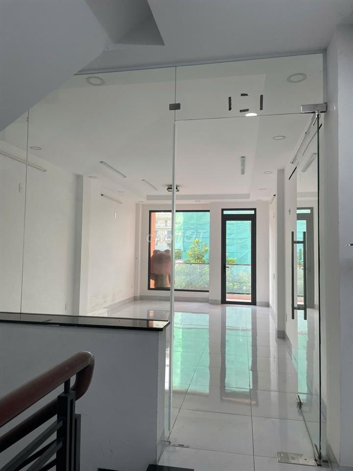 NHÀ MẶT TIỀN ĐƯỜNG LÊ THÚC HOẠCH NGAY TRƯỜNG TRẦN PHÚ, GIÁ RẺ!!!