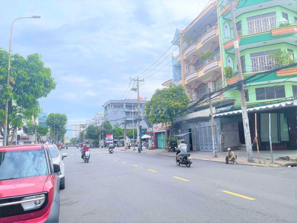 Góc Thoáng Bình Phú - Gần Siêu Thị Mega Market Bình Phú