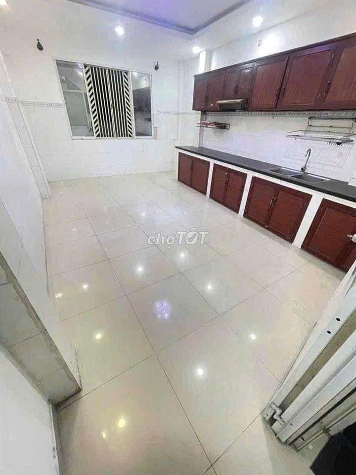 Mặt Tiền Hậu Giang 4m X 30m - Gần Chung Cư An Phú, Phường 11, Quận 6. 