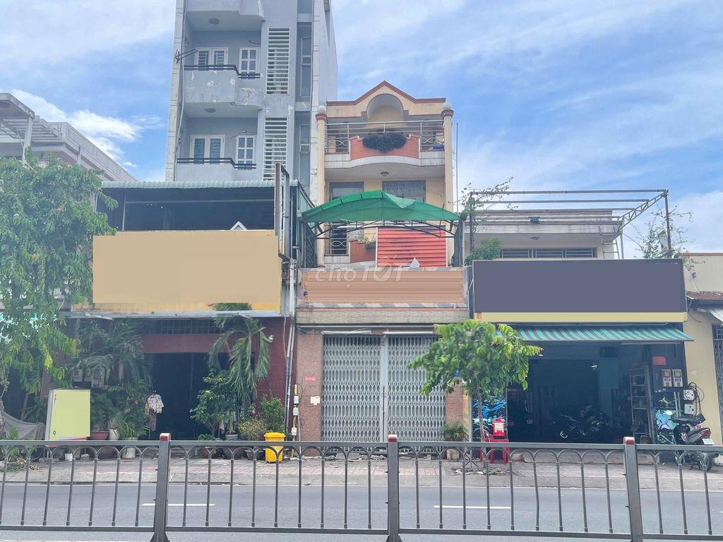 Mặt Tiền Bà Hom - Gần Chợ Phú Lâm.