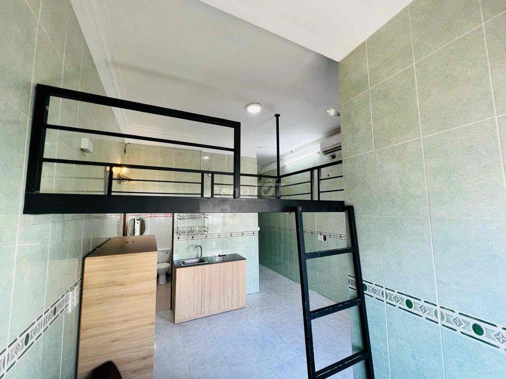 Duplex full NT ngay đường Lý Chiêu Hoàng giá 4xxx