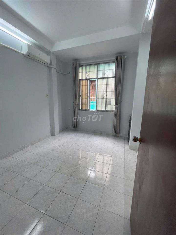 Cho thuê phòng đinh Tiên Hoàng ngay trung tâm đi đâu cũng gần 
