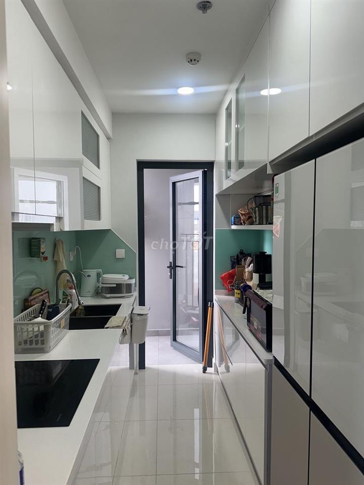 🏠 Phòng cho nữ thuê – Nhà sạch sẽ, đầy đủ tiện nghi, Quận 5, 6