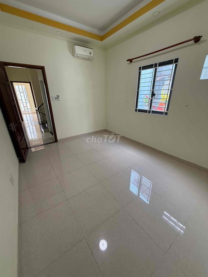 Q6_SHARE PHÒNG TRỐNG TRONG NNC 3PN
