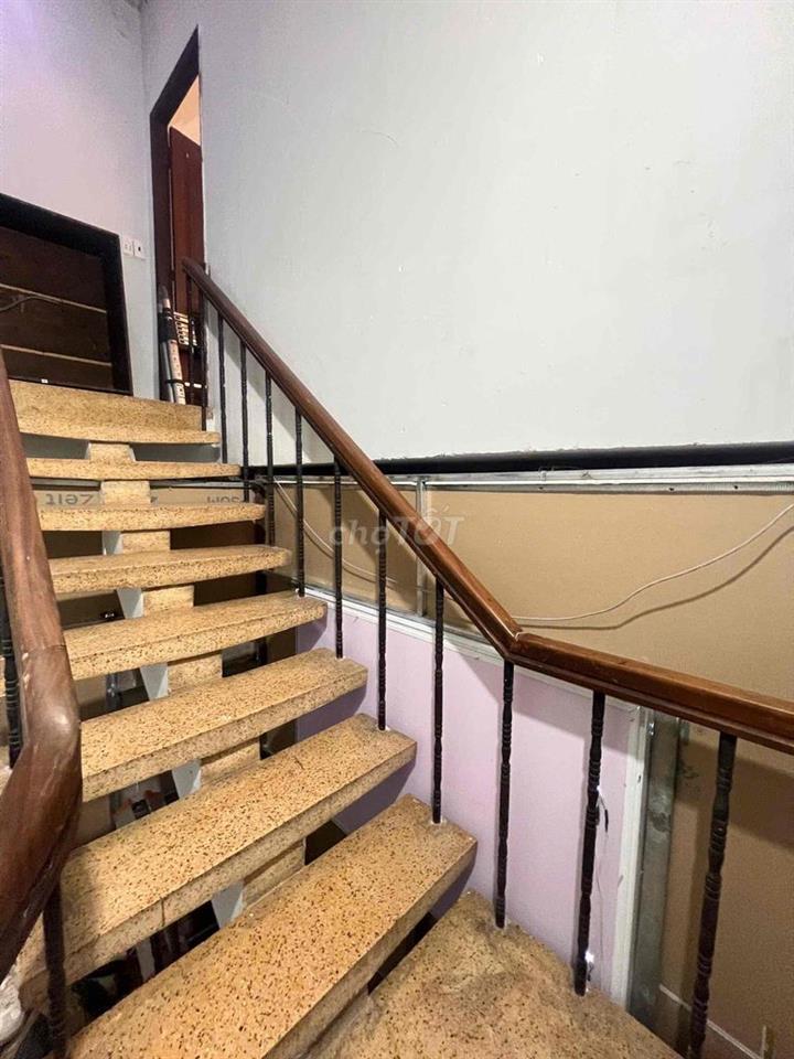 Cho thuê phòng rộng 50m2 tại đường hậu Giang quận 6