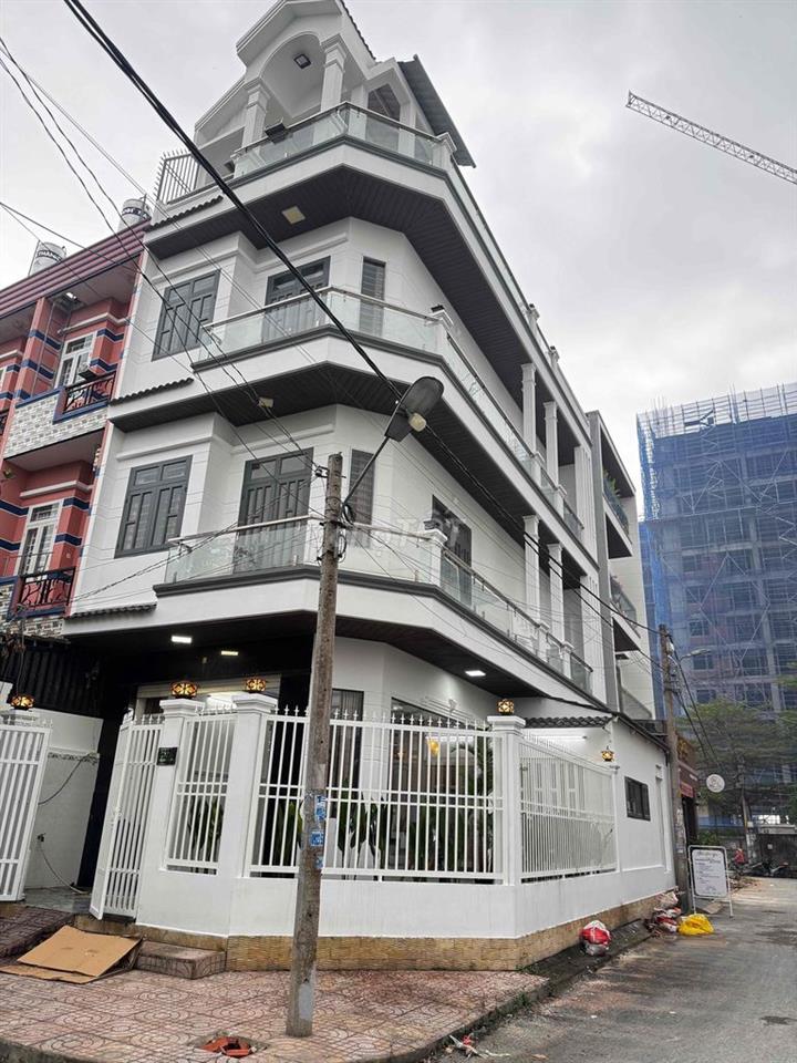 bán nhà góc 2 mặt tiền. siêu đẹp sát bên khải hoàn Prime