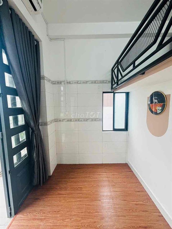 Phòng mới ban công Huỳnh Văn Nghệ- Tân Sơn