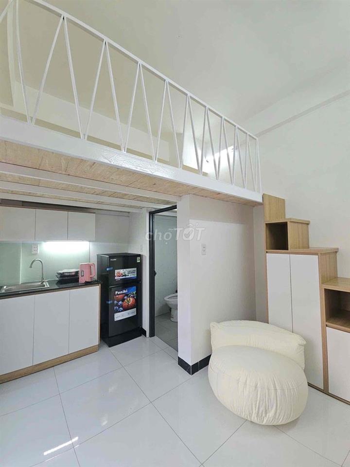 Phòng ban công Lê Đức Thọ siêu đẹp