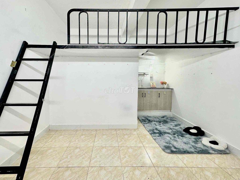 Phòng mới ngay Trường Chinh- Cầu Tham Lương