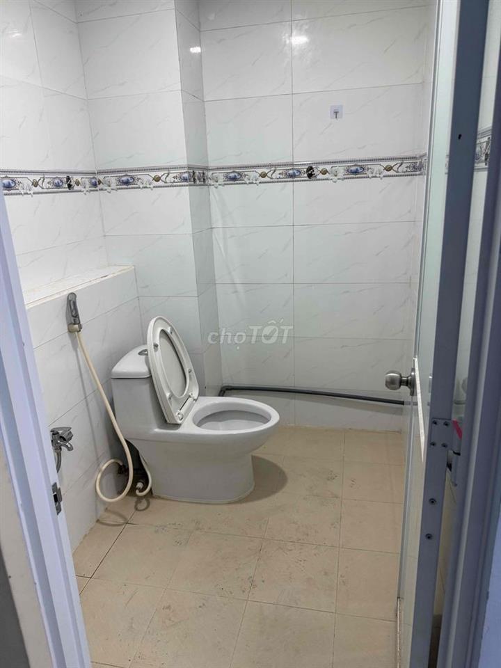 Cần cho nữ thuê phòng ở lâu dài khu vực phường 12 quận 6 , giờ giấc đi