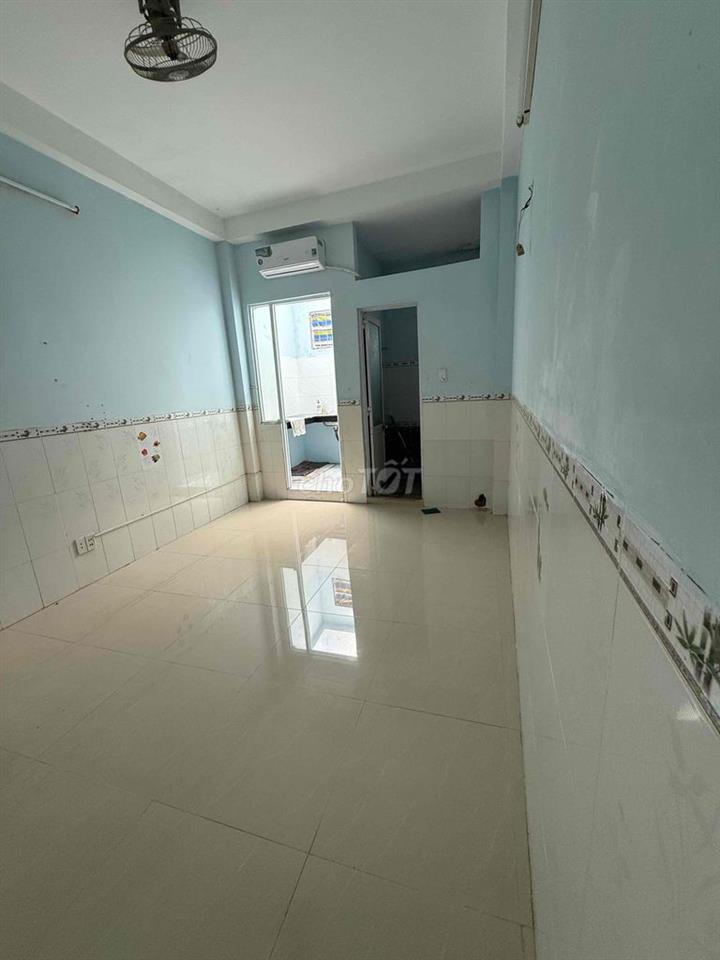 Cần cho nữ thuê phòng ở lâu dài khu vực phường 12 quận 6 , giờ giấc đi