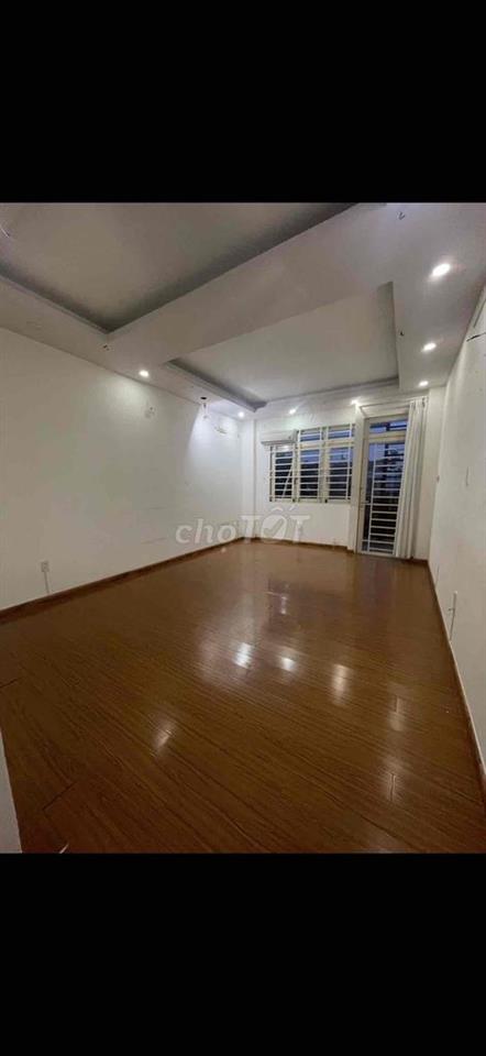 Phòng trống khu Bình Phú Q6